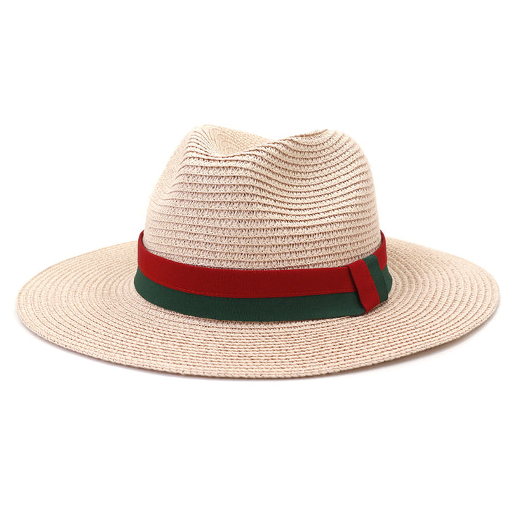 Elegantes sombreros para el sol en la playa junto al mar al aire libre para hombres y mujeres