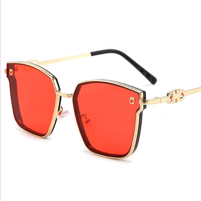 Nuevas gafas de sol con estilo 