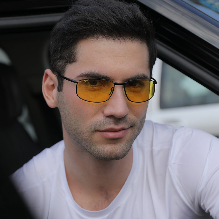 Polarized Sunglasses for Stylish Driving