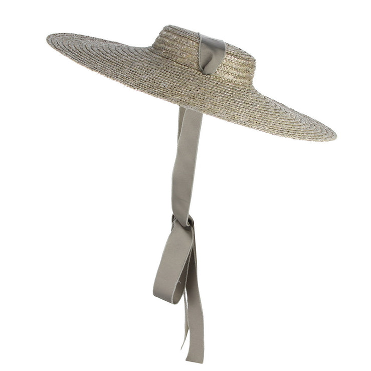 Elegante sombrero de paja negro de ala ancha: sombrero de verano de moda para mujer con cinta y correa para la barbilla