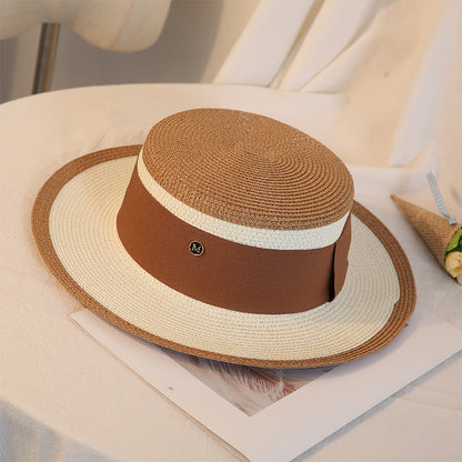 Elegante sombrero de paja retro con parte superior plana para mujer, transpirable y elegante, con letra M y detalle de flores