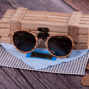 Gafas de sol elegantes para mujer - Montura de madera completa