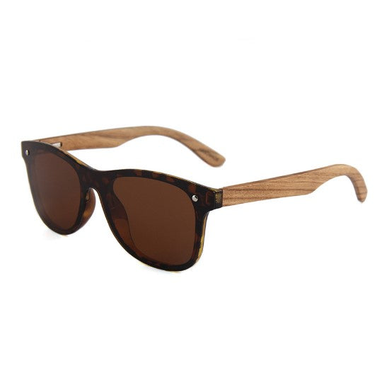 Natural Elegance - Des lunettes de soleil en bois pour un look élégant
