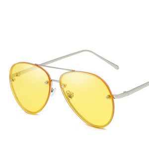 Gafas de sol elegantes para dama