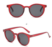 Stylish Universal Sunglasses with AC Lens and PC Frame - UV400 Protection