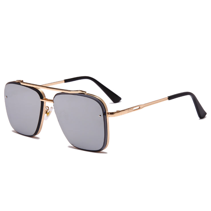 Vintage Charm in Metal Sunglasses