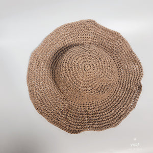 Stylish Sunscreen Hat for Women - Foldable Straw Hat for a Cool Summer Outing