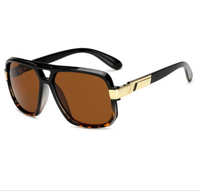 Timeless Style in Retro Sunglasses