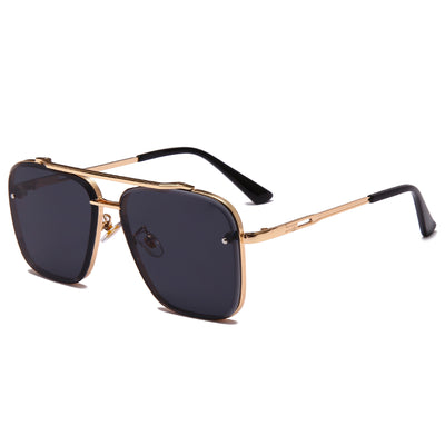 Vintage Charm in Metal Sunglasses